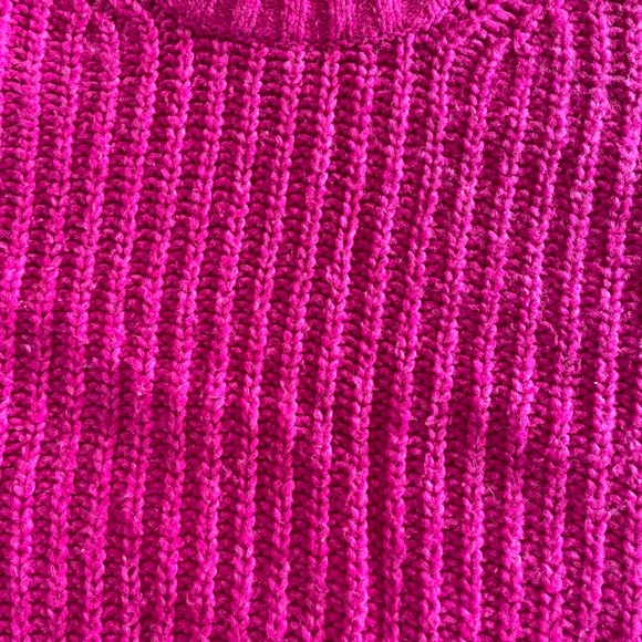 American Eagle Hot Barbie Pink Chunky Knit Long Sleeve Pullover Sweater - Picture 6 of 8